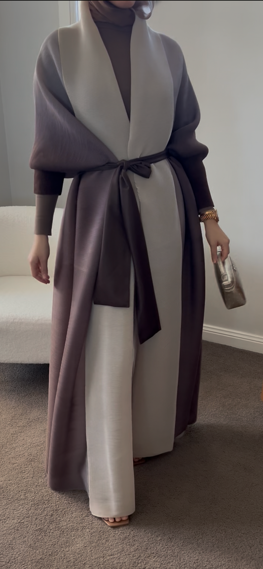 PLEATED ABAYA OMBRÈ